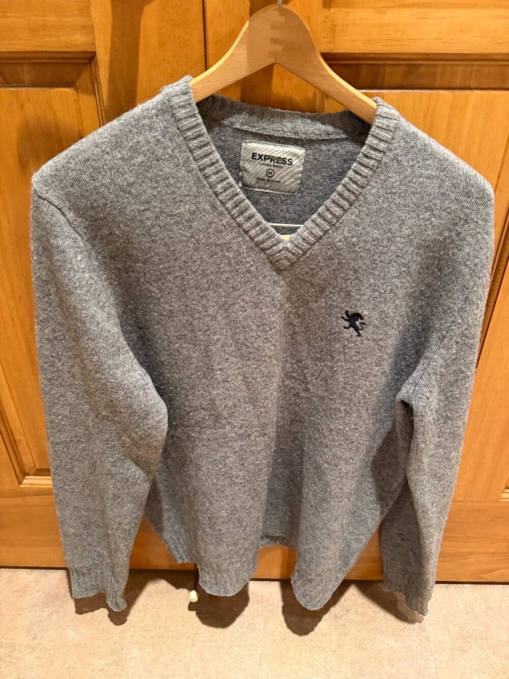 Express Men's Gray Lambswool V-Neck Sweater - Size Medium
